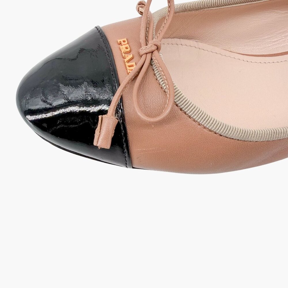 Prada Beige Black Cap Toe Logo Ballet Flats Leather Size 38 US 8 Women Two Tone - Picture 9 of 15